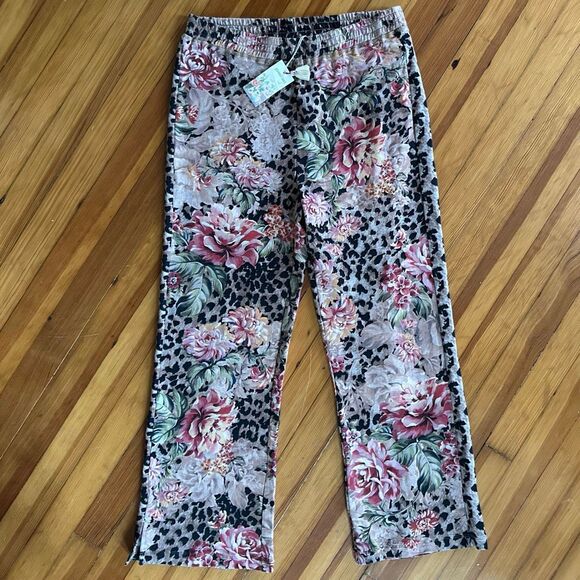 JOHNNY WAS Vintage Rose Sweatpants NWT Size L - Picture 1 of 4